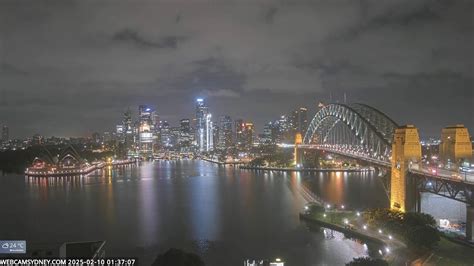 WebcamSydney 1 live streaming view of harbour 24/7 .